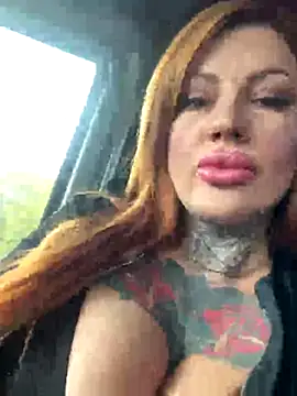 krysstal003 online show from 11/06/25, 11:11