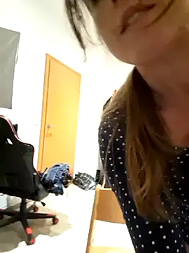 Hexe12346 online show from 03/06/25, 05:33