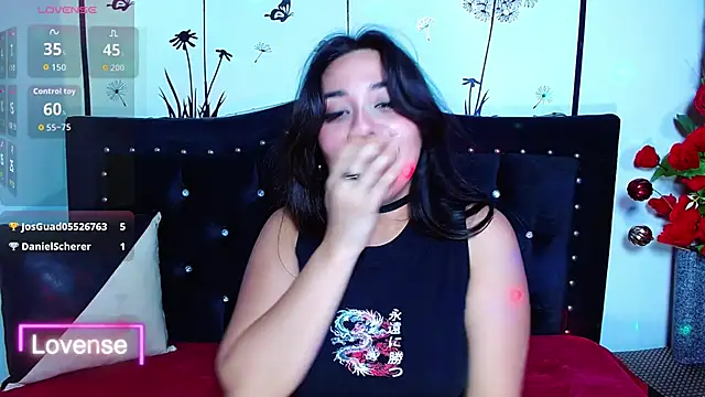 Snapshot of Lune_Claire chatting on 02/18/26, 02:51 Lune Claire online show from 02/18/26, 02:51