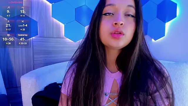 MiaKay1 online show from 03/18/25, 09:52