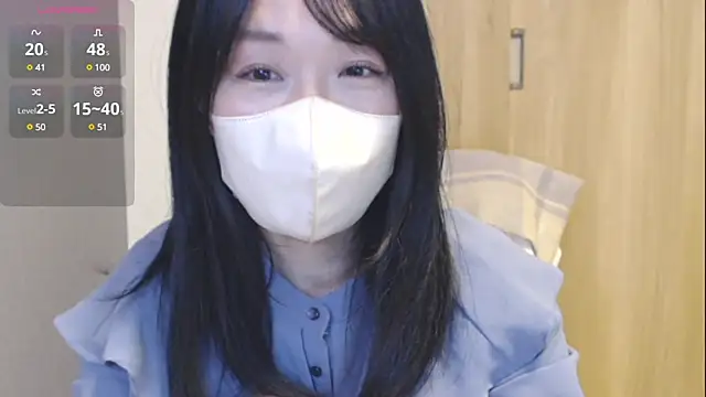 Snapshot of IORio2 chatting on 01/05/25, 10:43 IORio2 online show from 01/05/25, 10:43