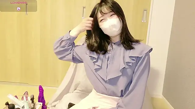 Snapshot of IORio2 chatting on 03/05/25, 07:17 IORio2 online show from 03/05/25, 07:17