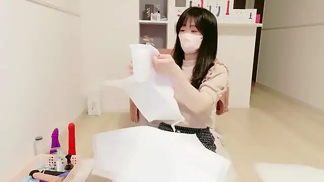 Snapshot of IORio2 chatting on 03/23/26, 06:01 IORio2 online show from 03/23/26, 06:01