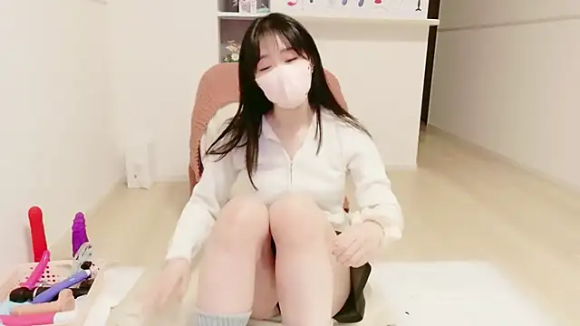 Snapshot of IORio2 chatting on 03/27/26, 07:35 IORio2 online show from 03/27/26, 07:35