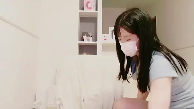 Snapshot of IORio2 chatting on 04/08/26, 10:59 IORio2 online show from 04/08/26, 10:59