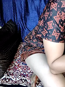 kaveerpooja947 online show from 10/23/25, 05:12