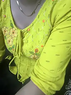 kaveerpooja947 online show from 02/09/26, 04:22