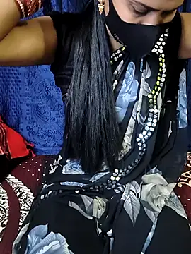 kaveerpooja947 online show from 02/20/26, 06:37