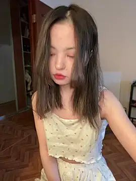 lalallalalaa- online show from 02/18/25, 03:42