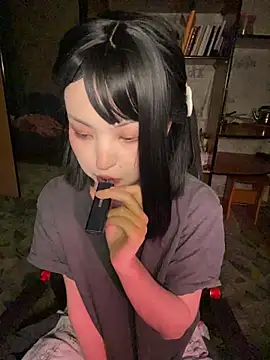 Snapshot of lalallalalaa- chatting on 03/22/26, 02:09 lalallalalaa- online show from 03/22/26, 02:09