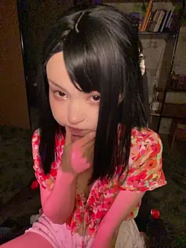 Snapshot of lalallalalaa- chatting on 03/25/26, 04:02 lalallalalaa- online show from 03/25/26, 04:02