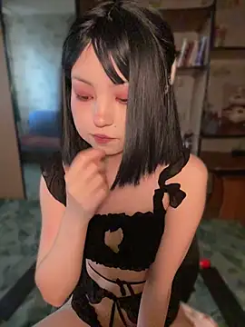 Snapshot of lalallalalaa- chatting on 04/16/26, 12:28 lalallalalaa- online show from 04/16/26, 12:28