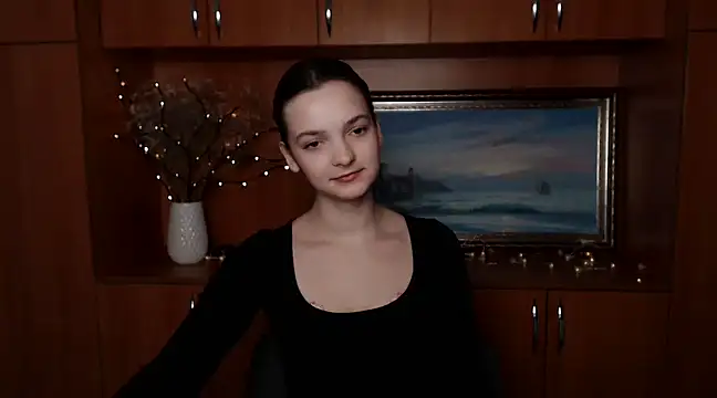  SusieSu  online show from 12/17/24, 01:16