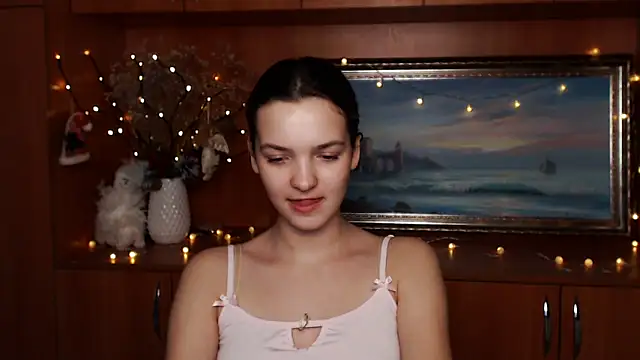  SusieSu  online show from 12/26/24, 12:38