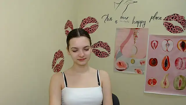  SusieSu  online show from 01/11/25, 07:06