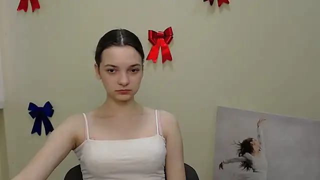  SusieSu  online show from 02/09/25, 07:16