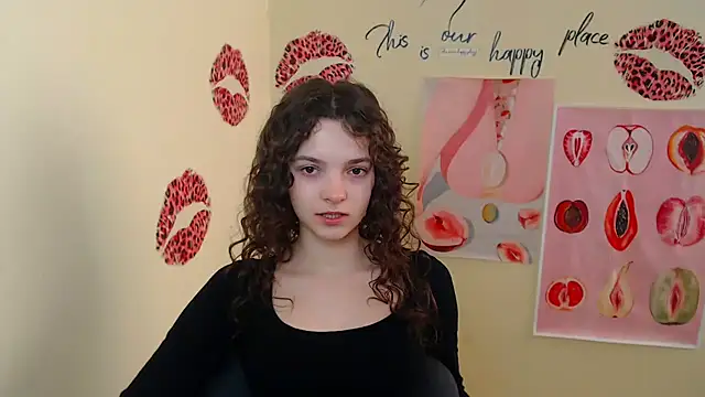  SusieSu  online show from 02/17/25, 01:10