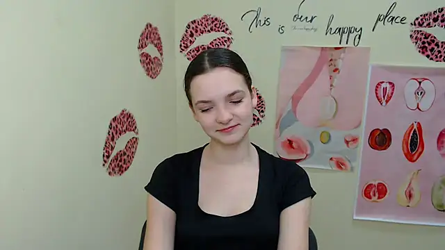  SusieSu  online show from 03/17/25, 12:57