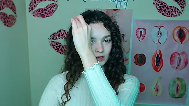  SusieSu  online show from 11/07/25, 07:58