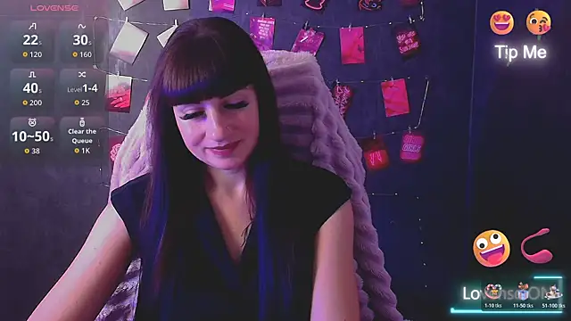 Snapshot of Violla_My chatting on 10/30/25, 06:59 Violla My online show from 10/30/25, 06:59