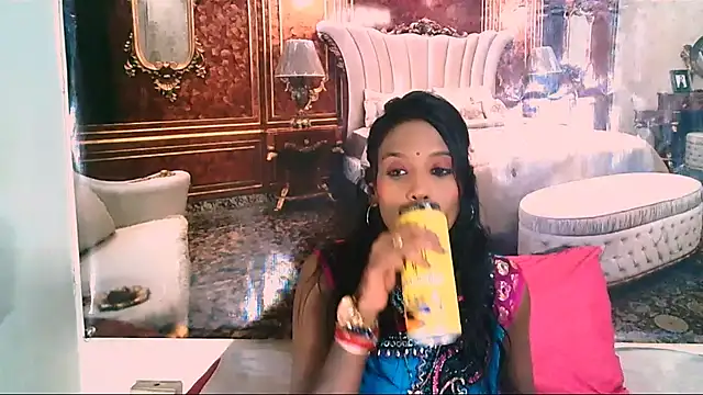 IndianLoveBug online show from 10/20/25, 06:19