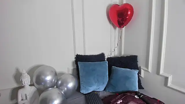 Tiffany sander online show from 02/12/25, 08:27