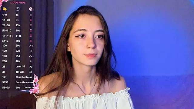 Snapshot of EvaBradley chatting on 09/15/25, 06:52 EvaBradley online show from 09/15/25, 06:52