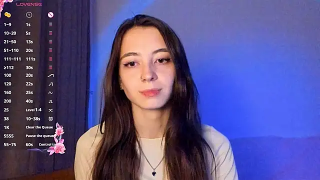 Snapshot of EvaBradley chatting on 09/19/25, 06:08 EvaBradley online show from 09/19/25, 06:08