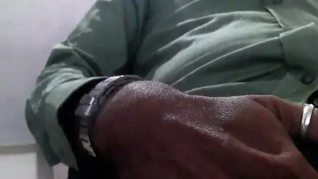 Snapshot of GO_LALA chatting on 12/04/24, 04:32 GO LALA online show from 12/04/24, 04:32