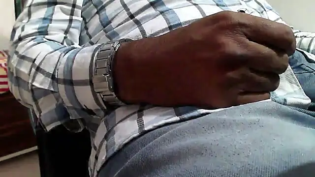 Snapshot of GO_LALA chatting on 01/28/25, 03:47 GO LALA online show from 01/28/25, 03:47