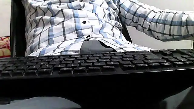 Snapshot of GO_LALA chatting on 02/13/25, 10:34 GO LALA online show from 02/13/25, 10:34