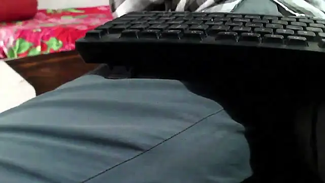 Snapshot of GO_LALA chatting on 03/10/25, 04:07 GO LALA online show from 03/10/25, 04:07