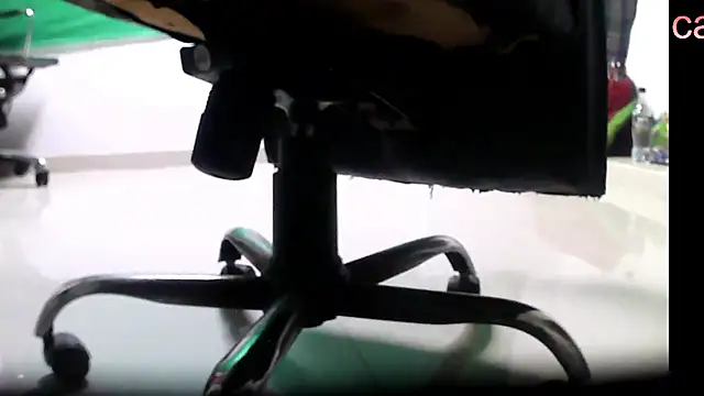 Snapshot of GO_LALA chatting on 03/23/25, 07:20 GO LALA online show from 03/23/25, 07:20