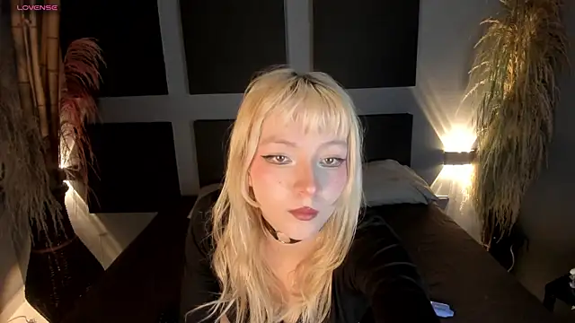 Cloe five online show from 03/11/25, 09:15