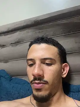 Snapshot of pteno1 chatting on 12/17/24, 02:23 pteno1 online show from 12/17/24, 02:23