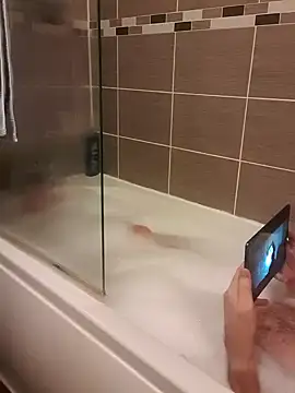 Snapshot of nataliecdlive chatting on 12/08/24, 07:11 nataliecdlive online show from 12/08/24, 07:11