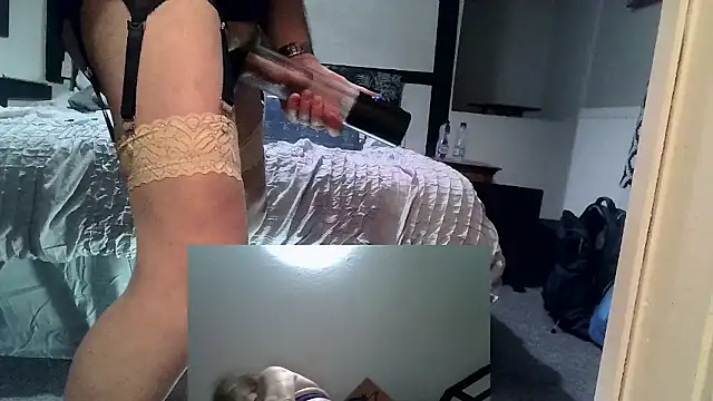 Snapshot of nataliecdlive chatting on 12/21/24, 06:02 nataliecdlive online show from 12/21/24, 06:02