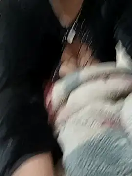 Snapshot of Anamika_Kapoor chatting on 01/02/25, 01:27 Anamika Kapoor online show from 01/02/25, 01:27