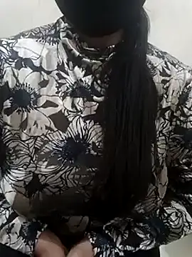 Snapshot of Anamika_Kapoor chatting on 01/14/25, 10:34 Anamika Kapoor online show from 01/14/25, 10:34