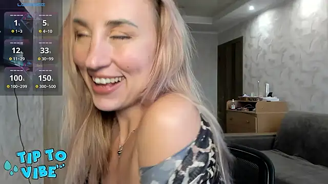 Snapshot of lady_Nati chatting on 02/27/25, 02:43 lady Nati online show from 02/27/25, 02:43