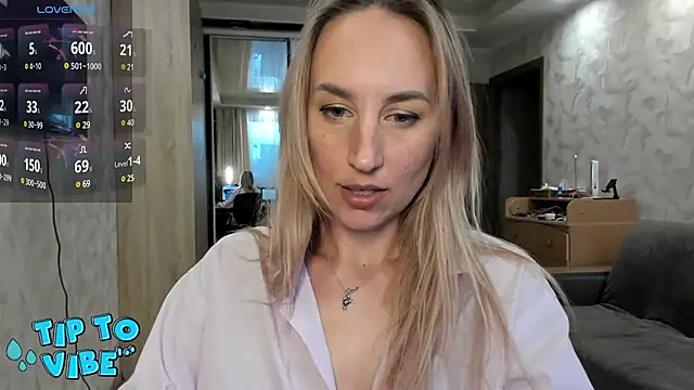 Snapshot of lady_Nati chatting on 03/04/25, 01:49 lady Nati online show from 03/04/25, 01:49