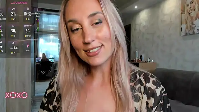 Snapshot of lady_Nati chatting on 09/10/25, 12:16 lady Nati online show from 09/10/25, 12:16