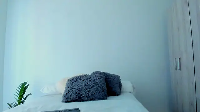 Snapshot of andyylove_jk chatting on 04/24/26, 02:08 andyylove jk online show from 04/24/26, 02:08