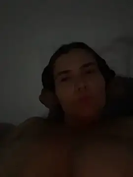 Snapshot of andyylove_jk chatting on 04/25/26, 03:20 andyylove jk online show from 04/25/26, 03:20