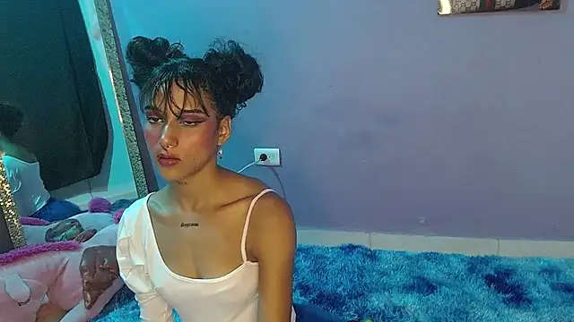 Snapshot of Chelsea__2 chatting on 01/23/25, 03:54 Chelsea  2 online show from 01/23/25, 03:54