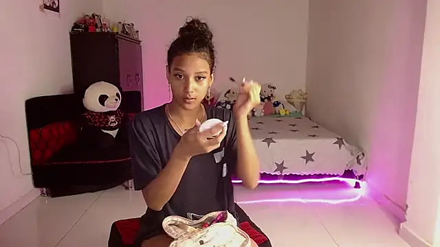 Chelsea  2 online show from 02/04/26, 01:28