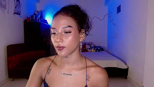 Snapshot of Chelsea__2 chatting on 04/15/26, 04:14 Chelsea 2 online show from 04/15/26, 04:14