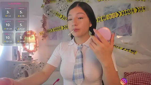 Snapshot of Eva_depp chatting on 10/31/25, 03:57 Eva depp online show from 10/31/25, 03:57