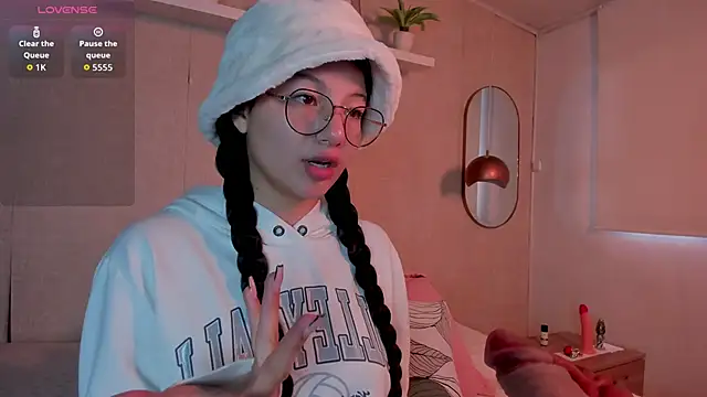 Snapshot of Eva_depp chatting on 11/11/25, 01:22 Eva depp online show from 11/11/25, 01:22