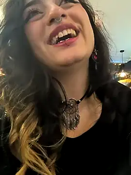 Lila Desiree online show from 02/01/25, 02:05